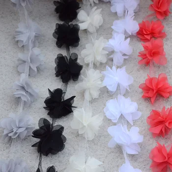 5 ярдов / лот Ширина 6 см 3D Шифоновые цветы DIY Корсаж Ткань для шитья одежды Материал для домашних поделок ручной работы Черно-белая кружевная лента