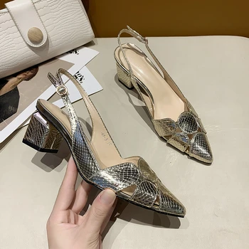 Женские босоножки с золотыми и серебряными украшениями 2023 Летние женские туфли на толстом каблуке с острым носком на высоком каблуке Удобная дышащая обувь